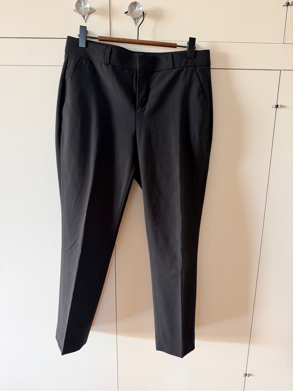 Banana Republic Black Cropped Tailored Women's Avery Pants